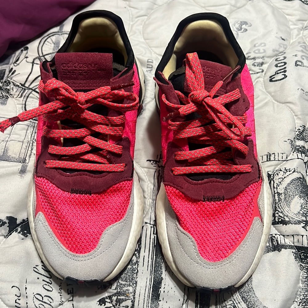 Love the shoes buy the shoe to go to the gym but never used the shoes